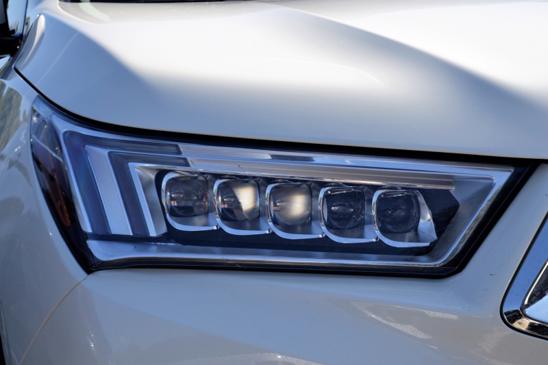 concession-auto-ST AUBAN-min_acura-headlamp-2834131